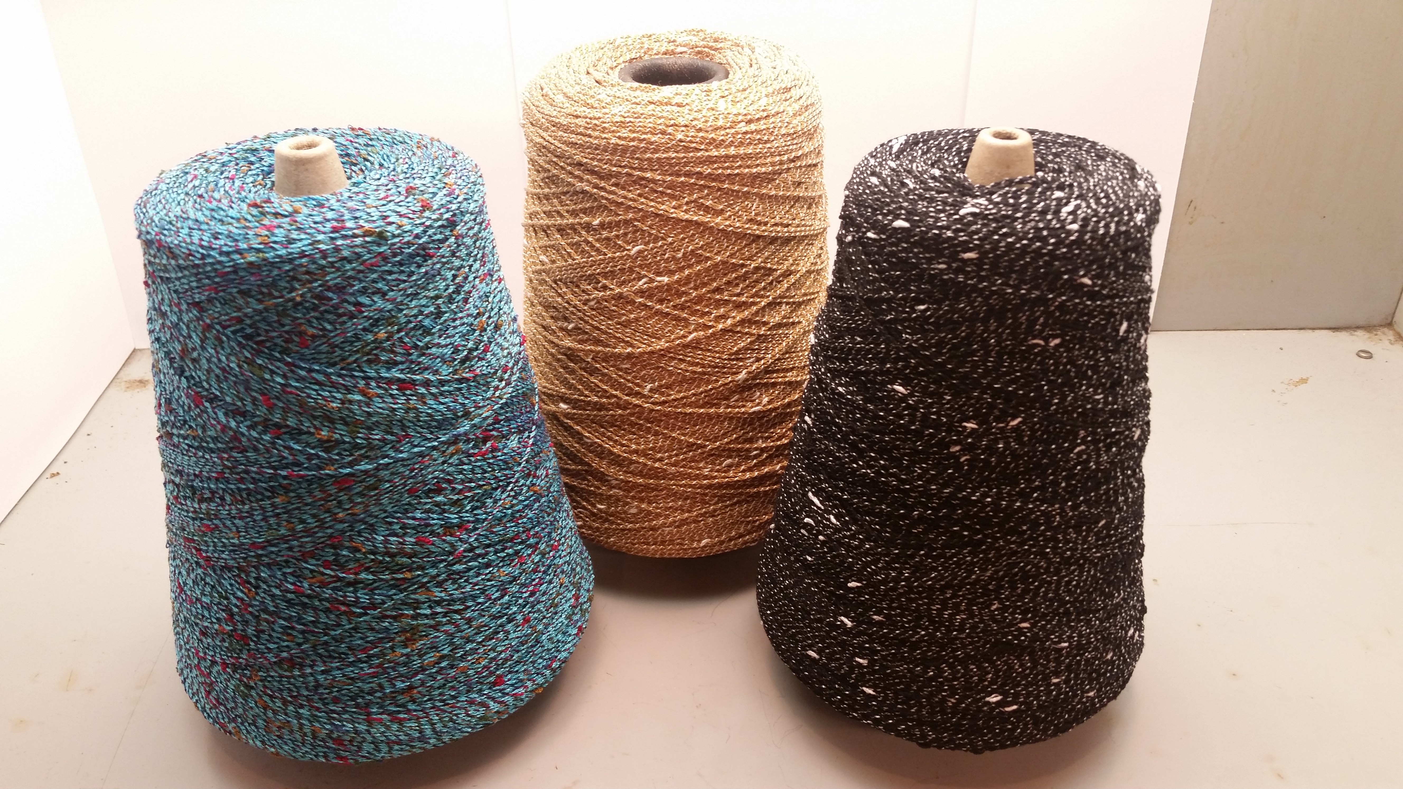 Speck-Tacular Wool Crepe - Made in America Yarns